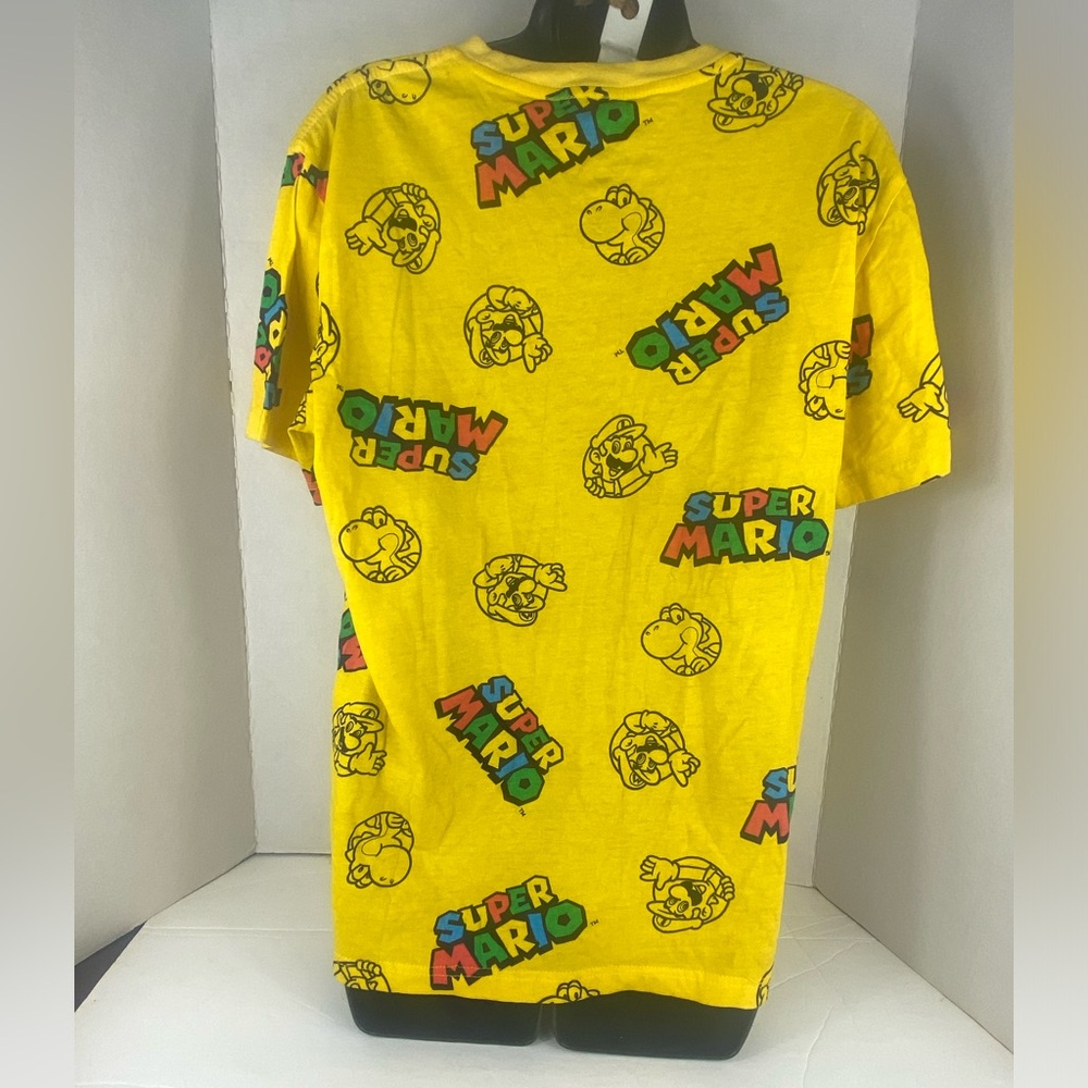 Nintendo Super Mario Character T-shirt. - Picture 2 of 3